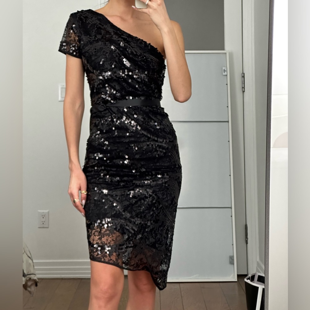 Evening sparkle dress with sequins. Size S.